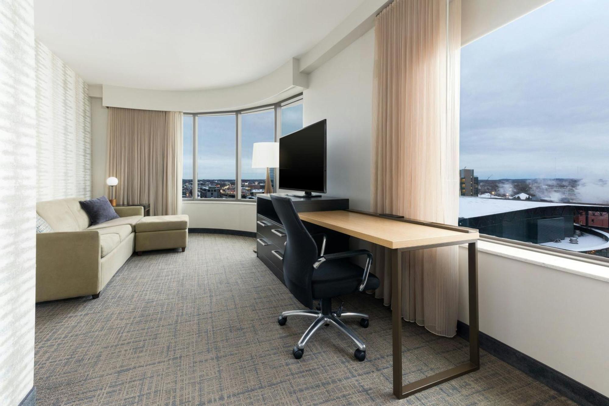 Residence Inn By Marriott Grand Rapids Downtown Екстер'єр фото